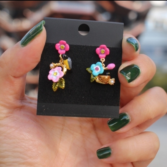 WowNYC Jewelry - New 14K Gold HAND PAINTED Monet Flower spring Stud